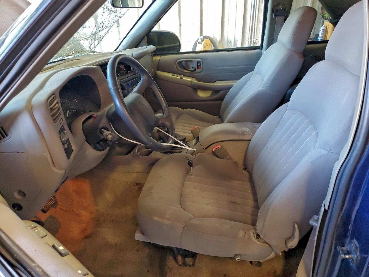 2004 Chevrolet Blazer VIN: 1GNCS18X74K121057 Lot: 94115005