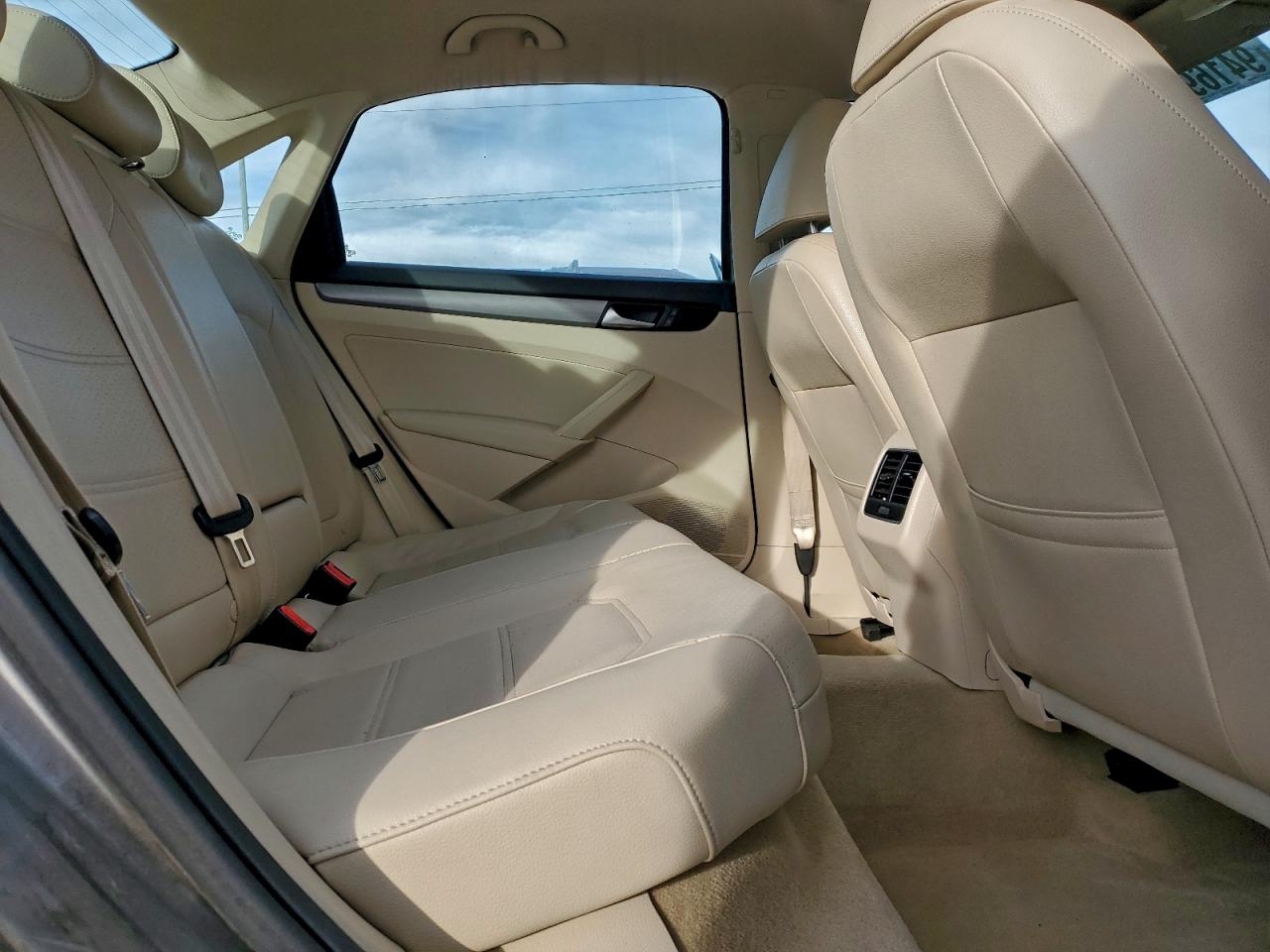 2014 Volkswagen Passat Se VIN: 1VWBN7A38EC092036 Lot: 94169635