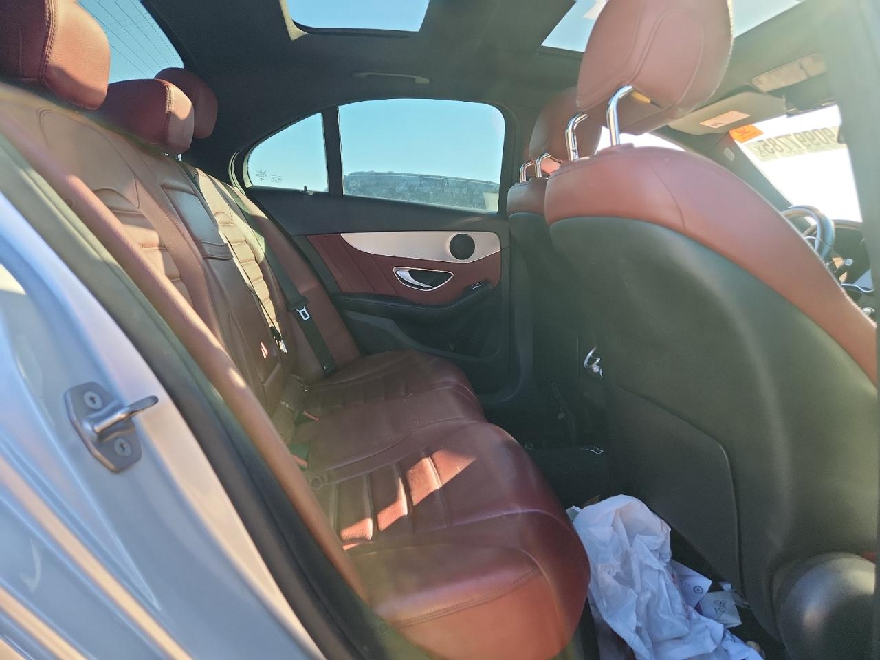 2018 Mercedes-Benz C 300 VIN: 55SWF4JB0JU240232 Lot: 90997785