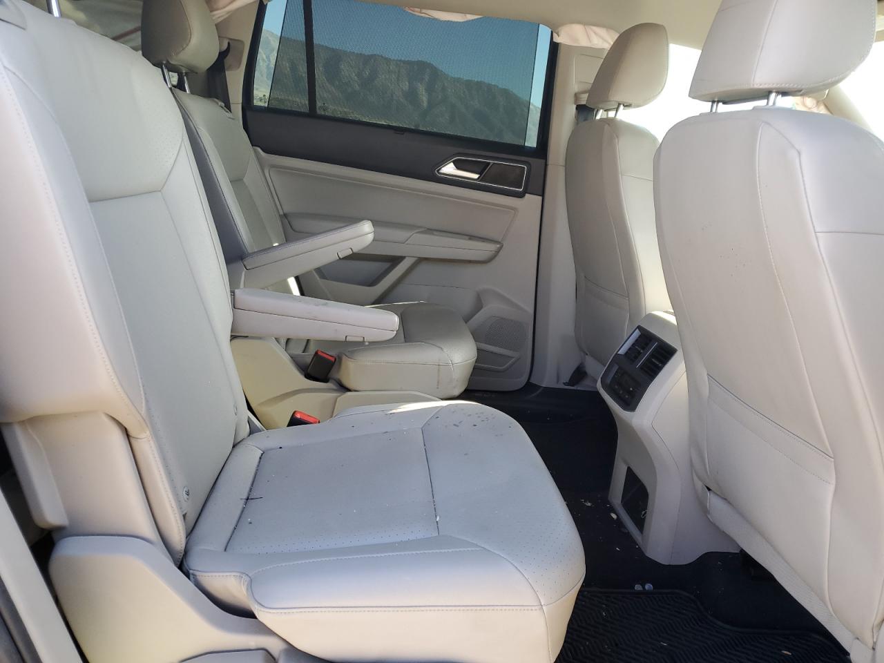 2018 Volkswagen Atlas Se VIN: 1V2PR2CA9JC587110 Lot: 92953225