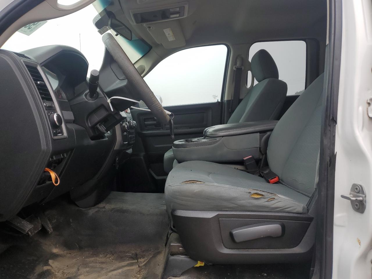 2018 Ram 1500 St VIN: 1C6RR6FM5JS112526 Lot: 93168955