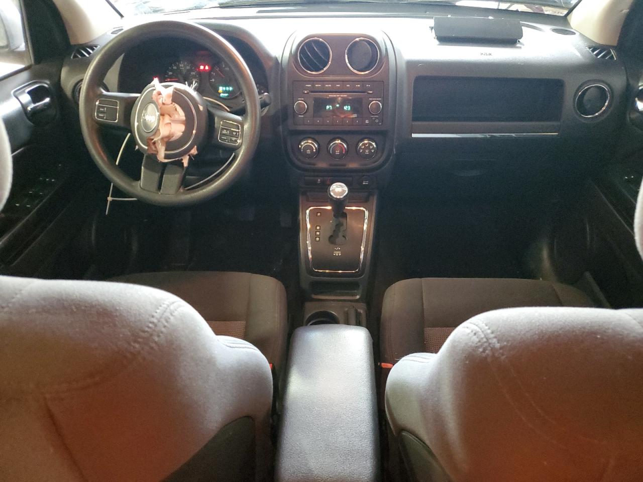 2013 Jeep Compass Sport VIN: 1C4NJDBB4DD253538 Lot: 92909405