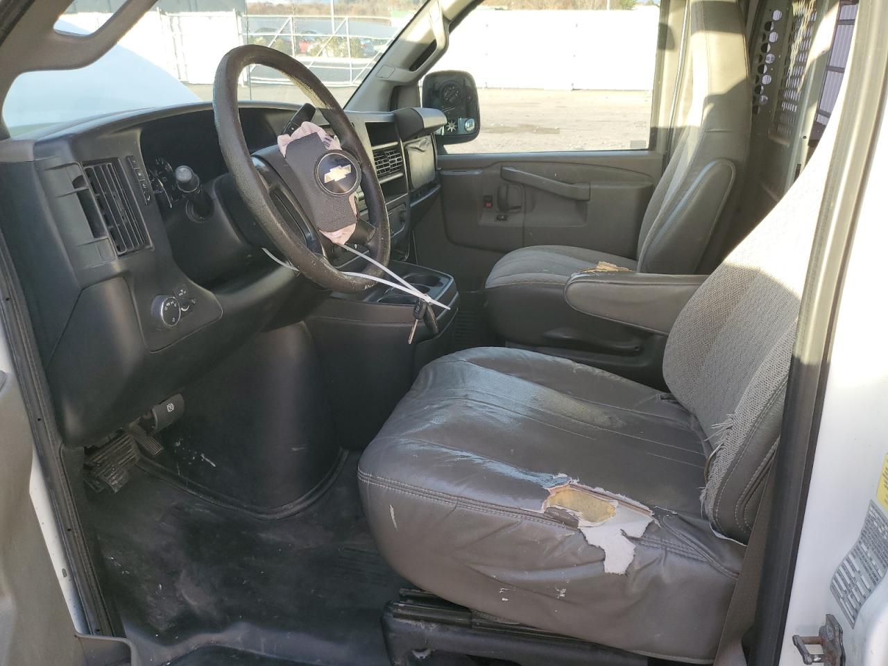 2016 Chevrolet Express G3500 VIN: 1GCZGGFG6G1212096 Lot: 92857685