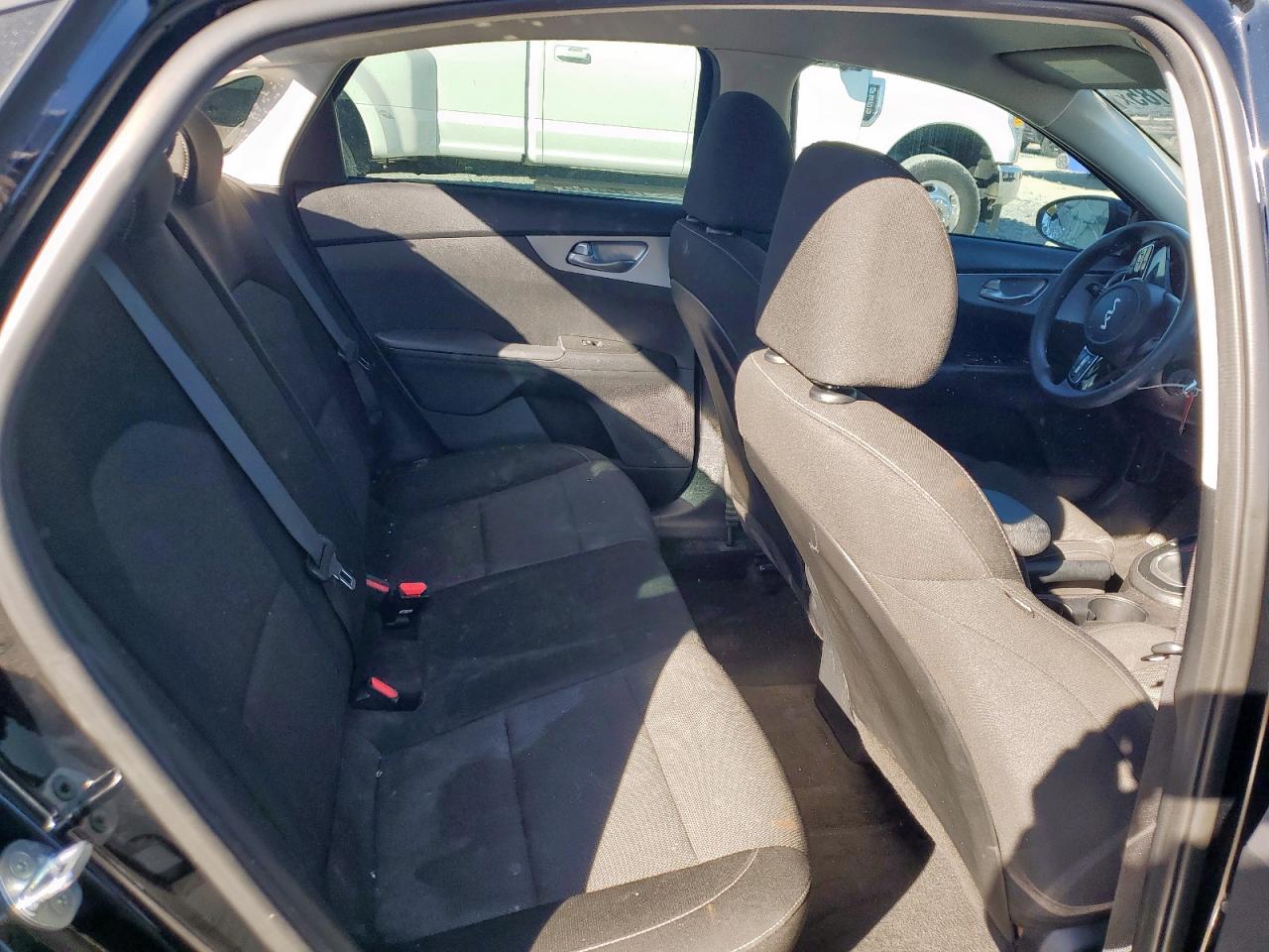 2022 Kia Forte Fe VIN: 3KPF24AD3NE503727 Lot: 92107185