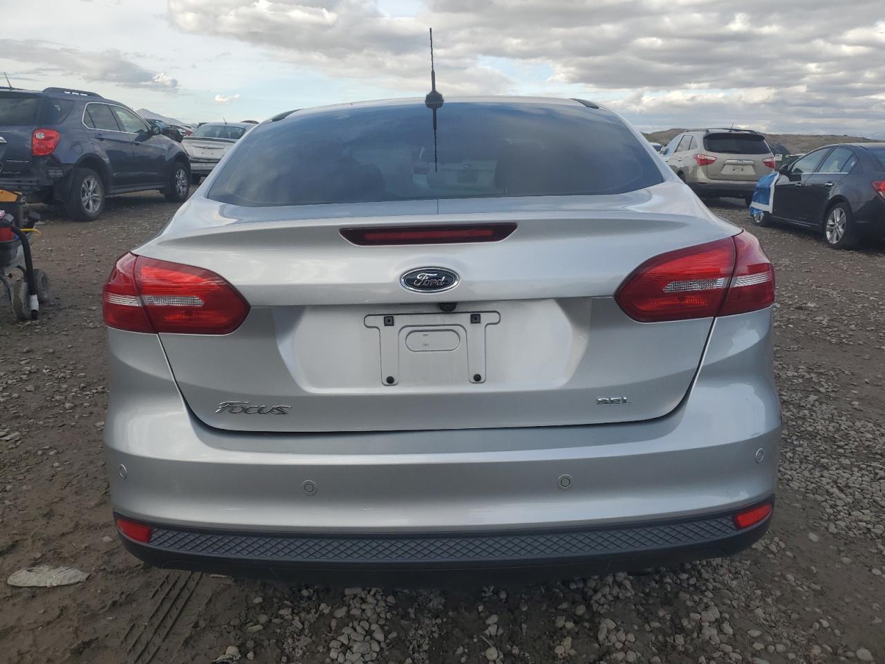 2017 Ford Focus Sel VIN: 1FADP3H2XHL230424 Lot: 93259585