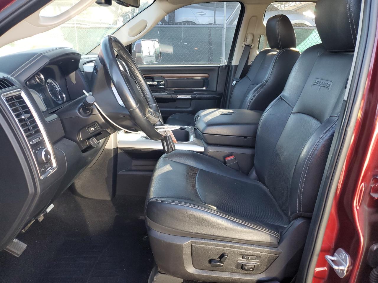 2016 Ram 1500 Laramie VIN: 1C6RR7JT6GS205696 Lot: 93744185