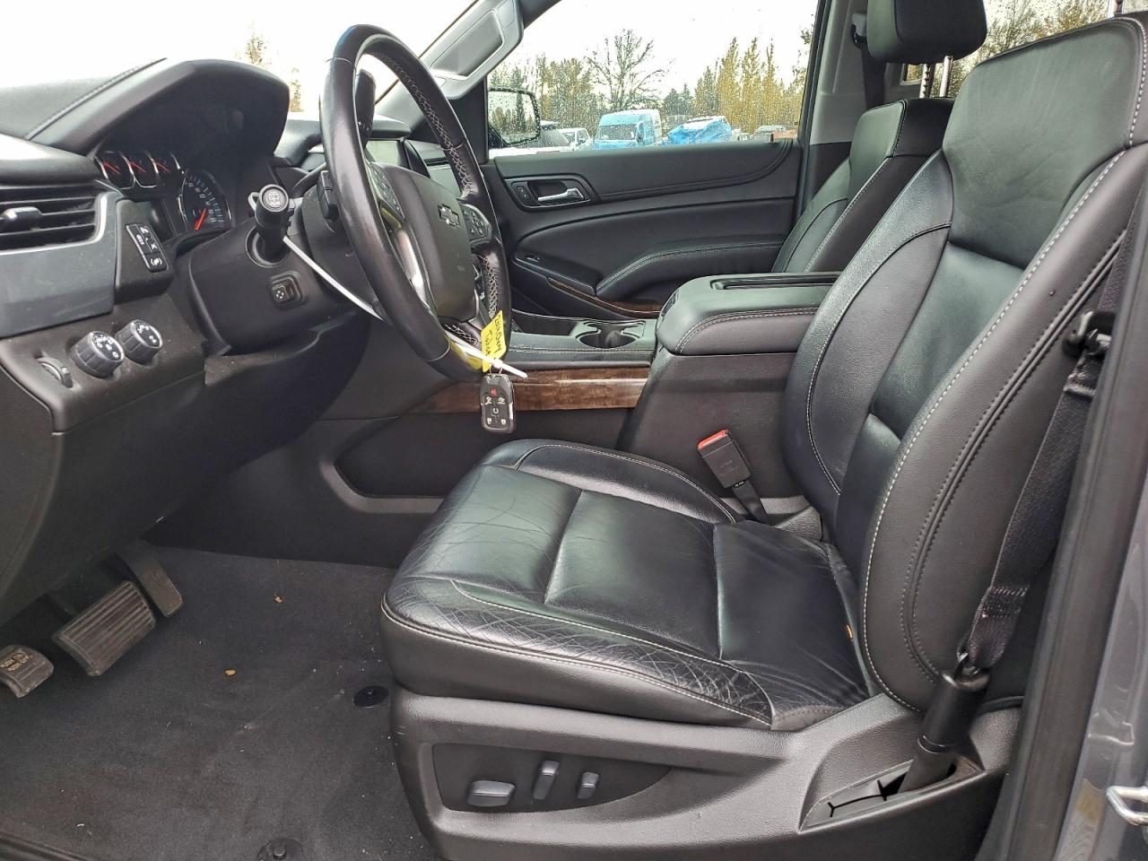 2019 Chevrolet Tahoe K1500 Lt VIN: 1GNSKBKC7KR221008 Lot: 94183695