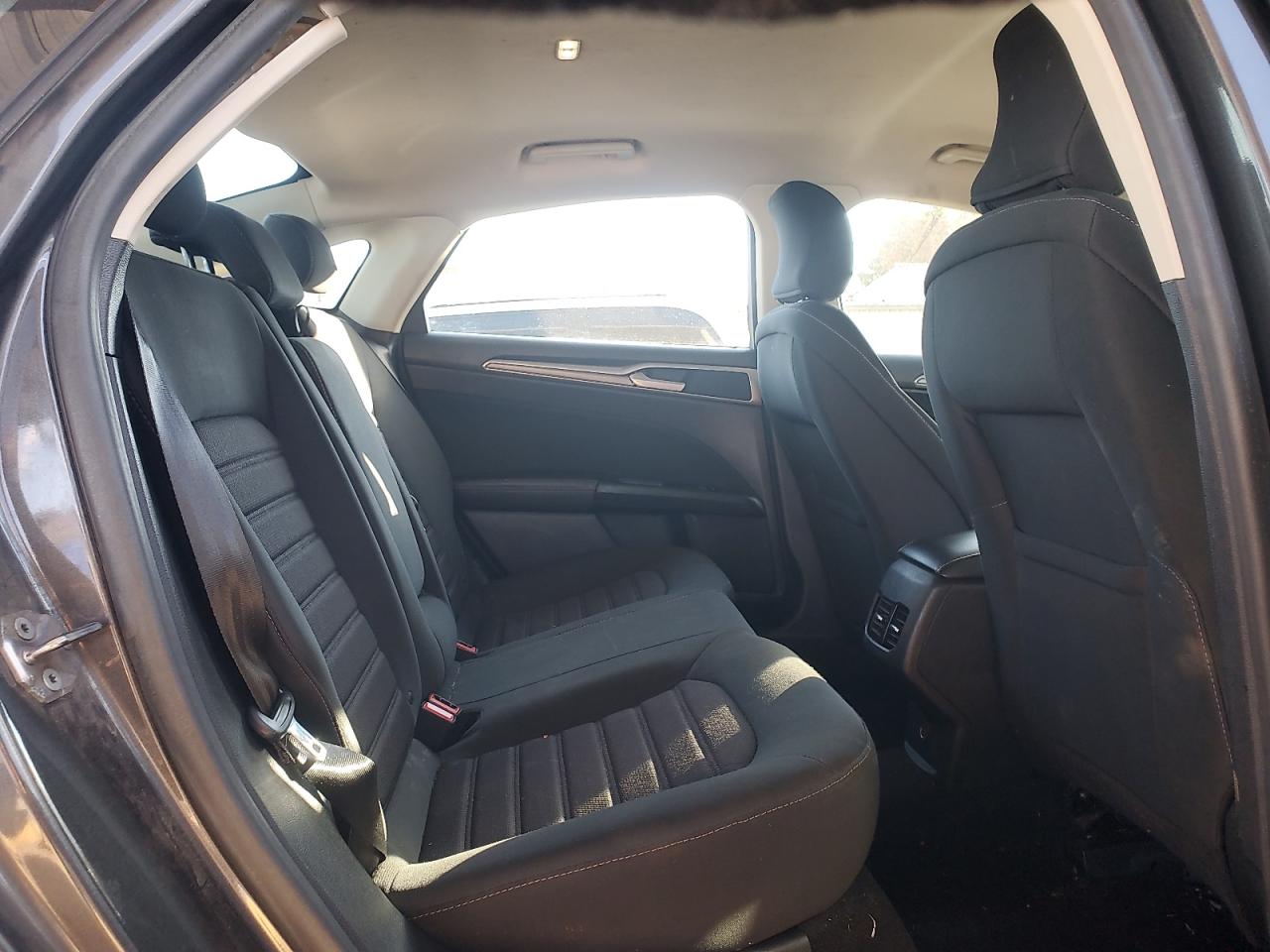 2019 Ford Fusion Se VIN: 3FA6P0HD2KR245727 Lot: 93489135