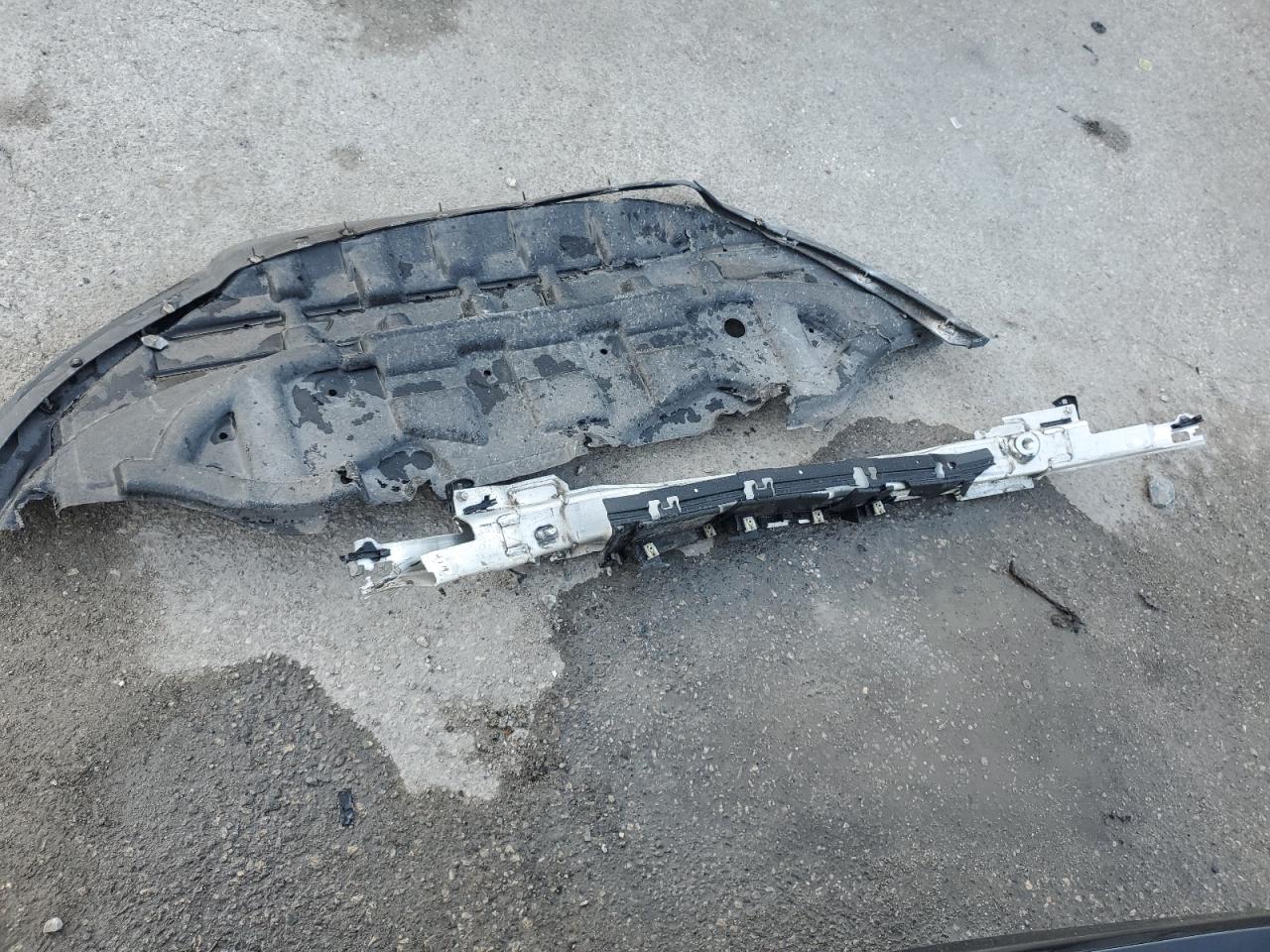 2019 BMW 530E VIN: WBAJA9C50KB393502 Lot: 92035385