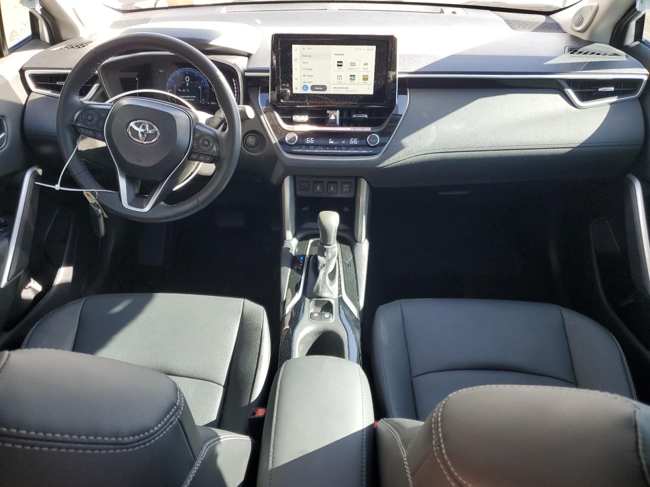 2024 Toyota Corolla Cross Xle VIN: 7MUDAABG6RV114096 Lot: 91596405