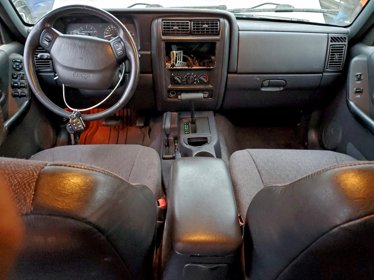 1999 Jeep Cherokee Sport VIN: 1J4FF68S3XL539815 Lot: 93263965