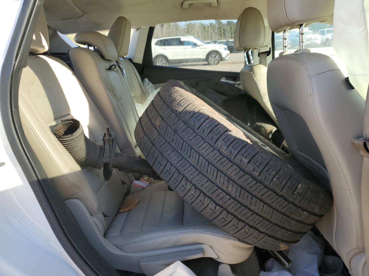 2014 Ford Escape Titanium VIN: 1FMCU0JX2EUA89286 Lot: 91798695