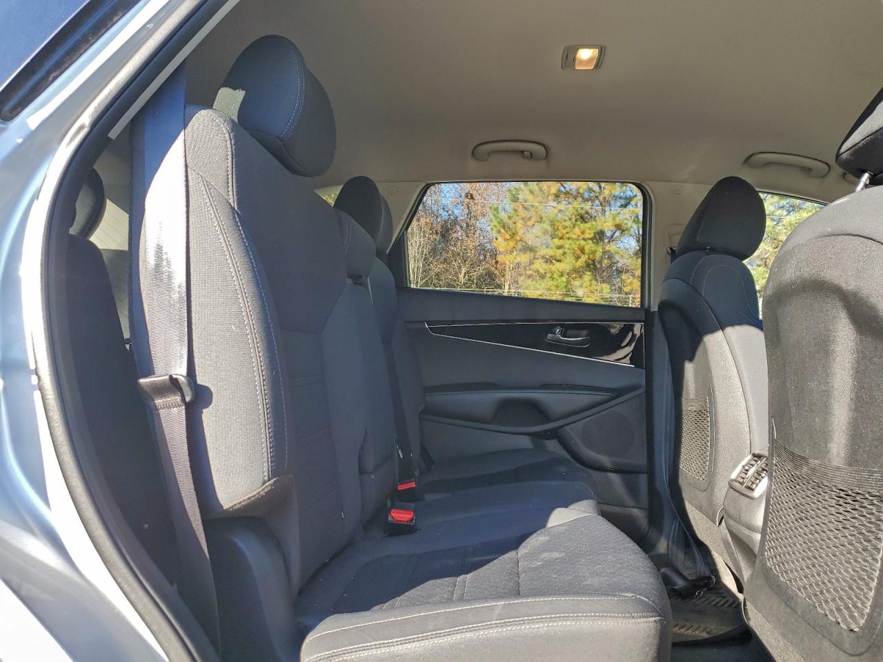 2020 Kia Sorento L VIN: 5XYPG4A33LG660624 Lot: 94085695