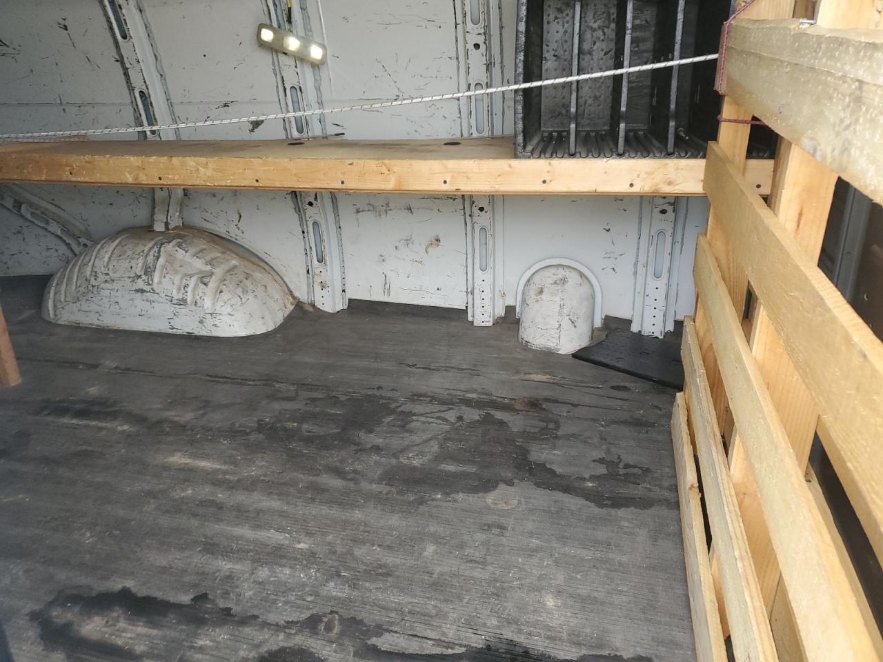 2015 Chev Express G2500 VIN: 1GCWGFCF6F1113463 Lot: 92175785