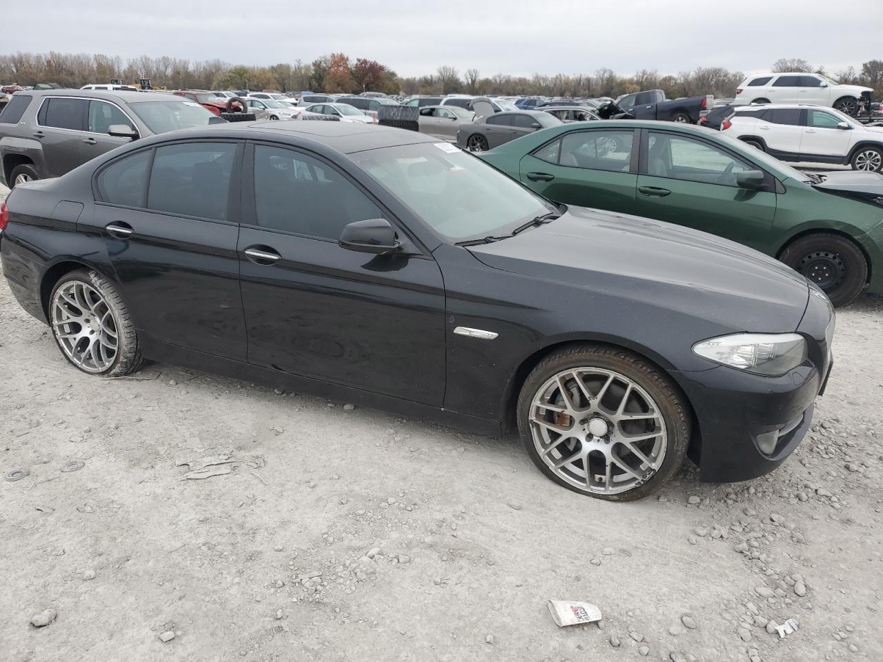 Фото: WBAFR9C50BC599475