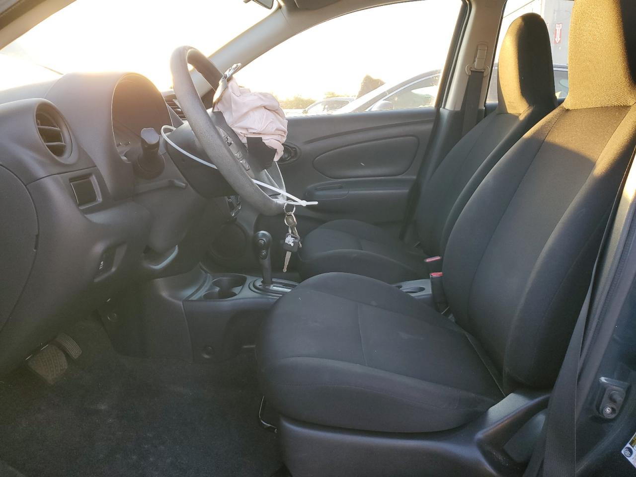 2015 Nissan Versa S VIN: 3N1CN7AP2FL936025 Lot: 91610255