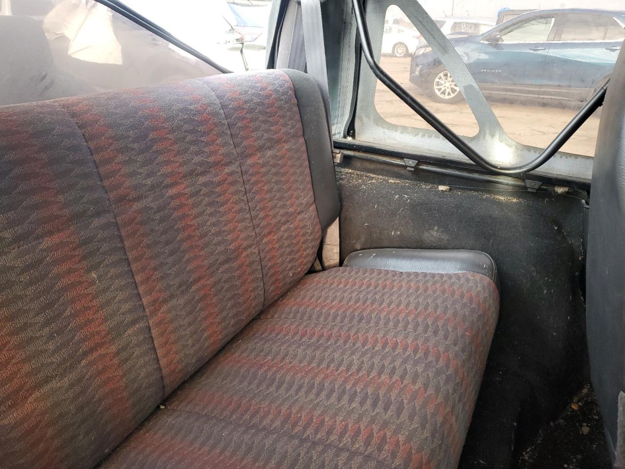 2000 Jeep Wrangler / Tj Sport VIN: 1J4FA49S7YP702364 Lot: 92419255