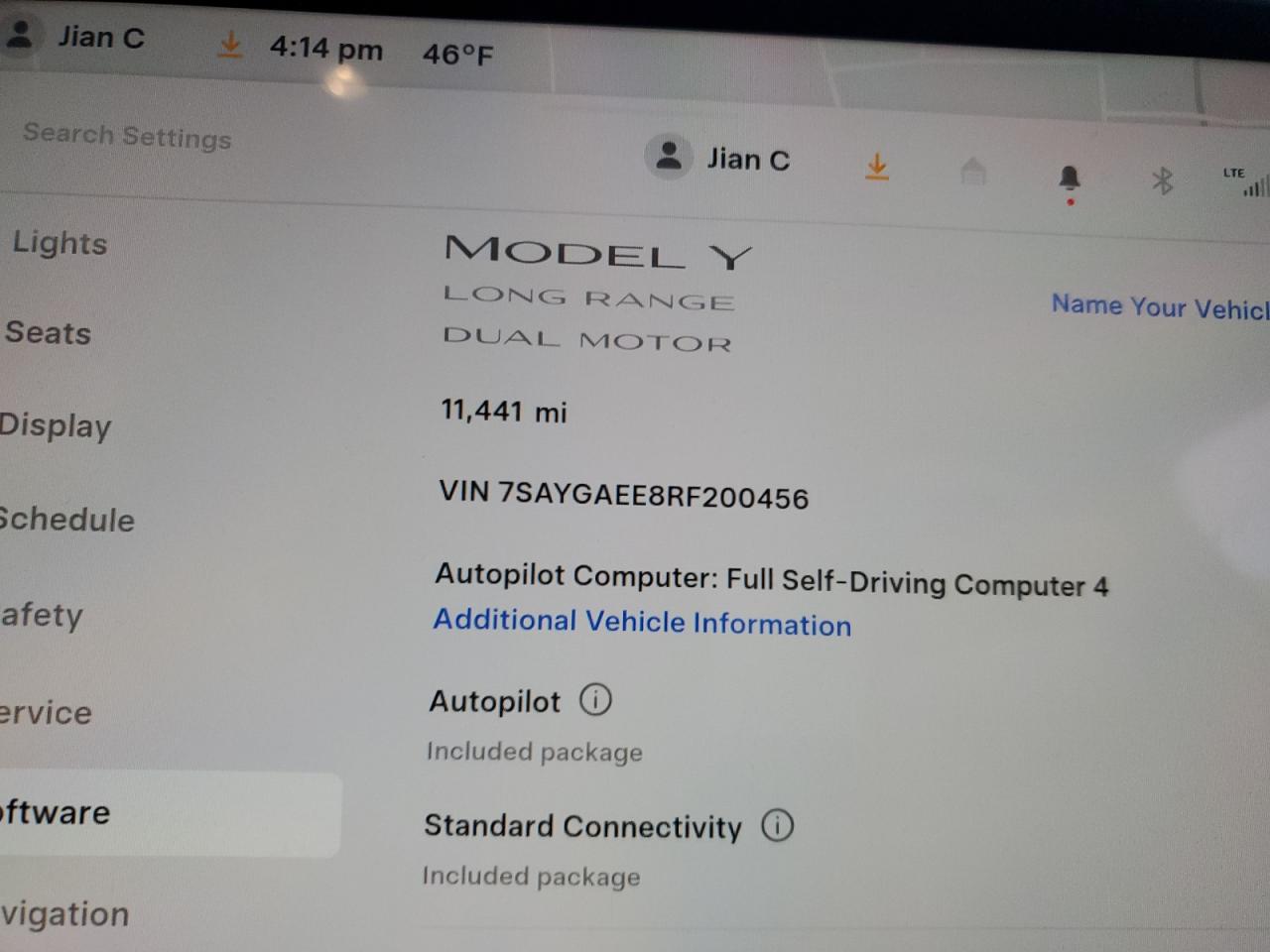 2024 Tesla Model Y VIN: 7SAYGAEE8RF200456 Lot: 92366955