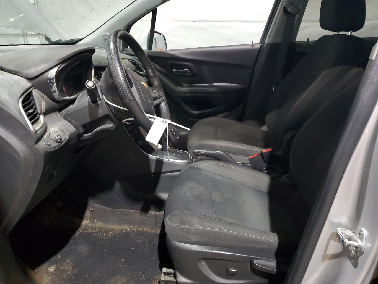 2021 Chevrolet Trax Ls VIN: KL7CJNSB3MB356584 Lot: 92247205