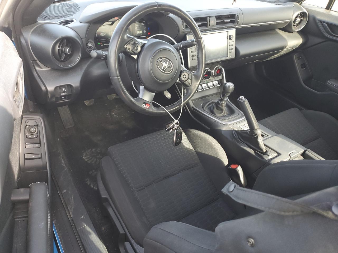 2024 Toyota Gr 86 VIN: JF1ZNBB19R9755723 Lot: 92543195