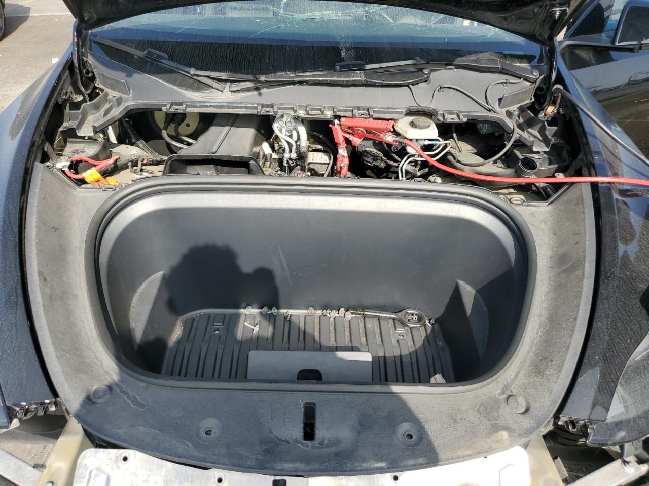 2024 Tesla Model Y VIN: 7SAYGDEE7RF106408 Lot: 90642855