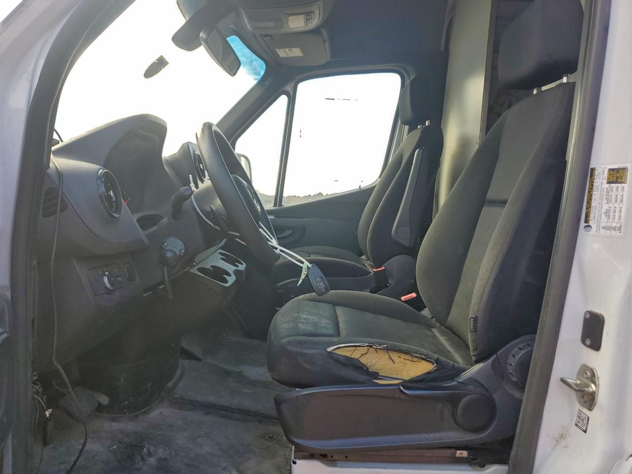 2021 Mercedes-Benz Sprinter 2500 VIN: W1W40CHY0MT051567 Lot: 92940615