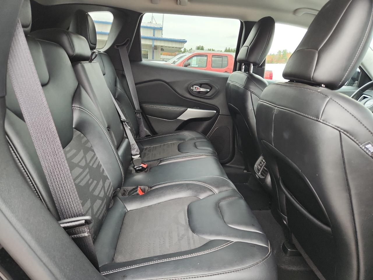 2022 Jeep Cherokee Latitude VIN: 1C4PJMCX8ND552888 Lot: 90231905