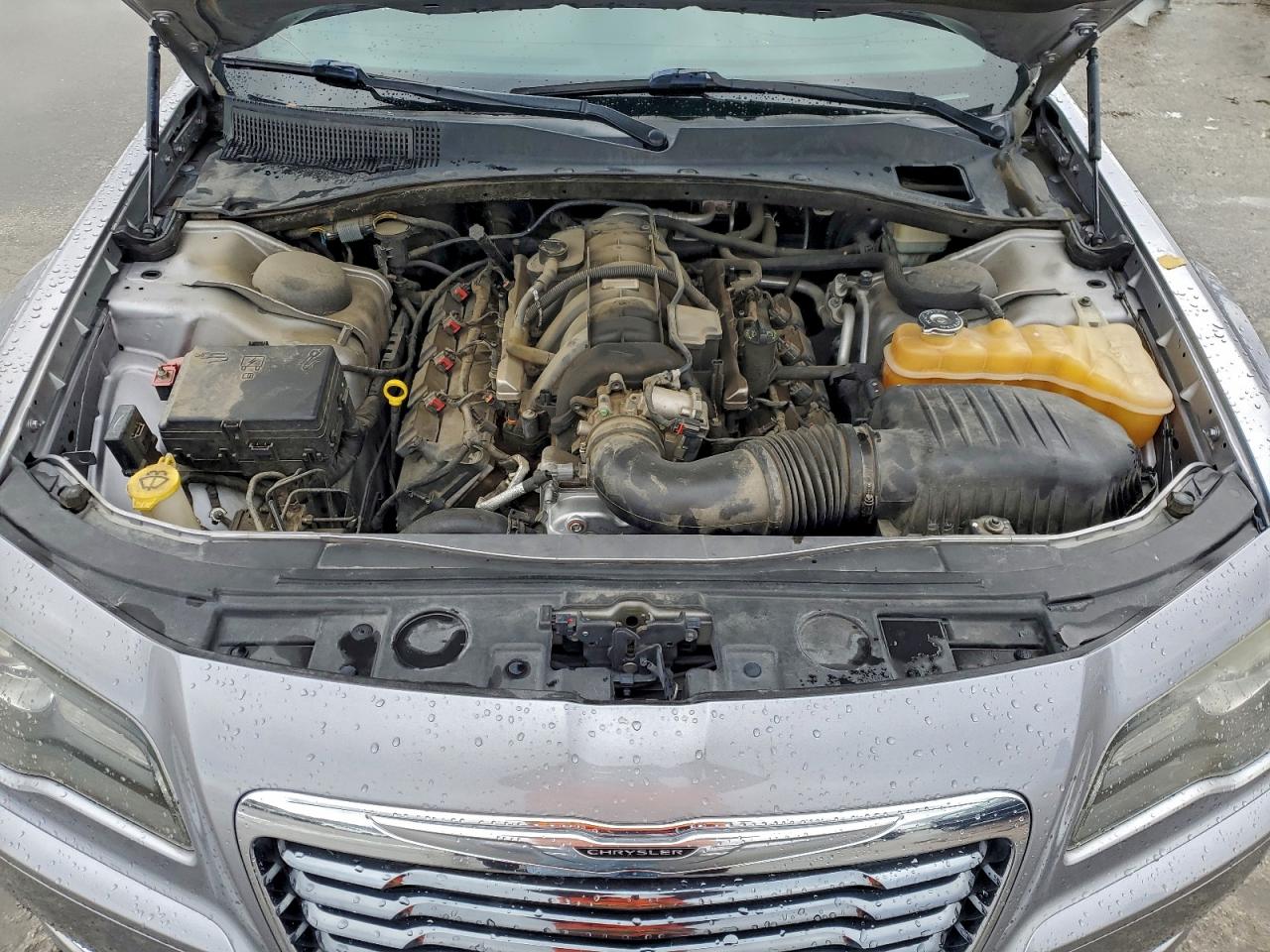 2014 Chrysler 300 S VIN: 2C3CCABT3EH144330 Lot: 93766105