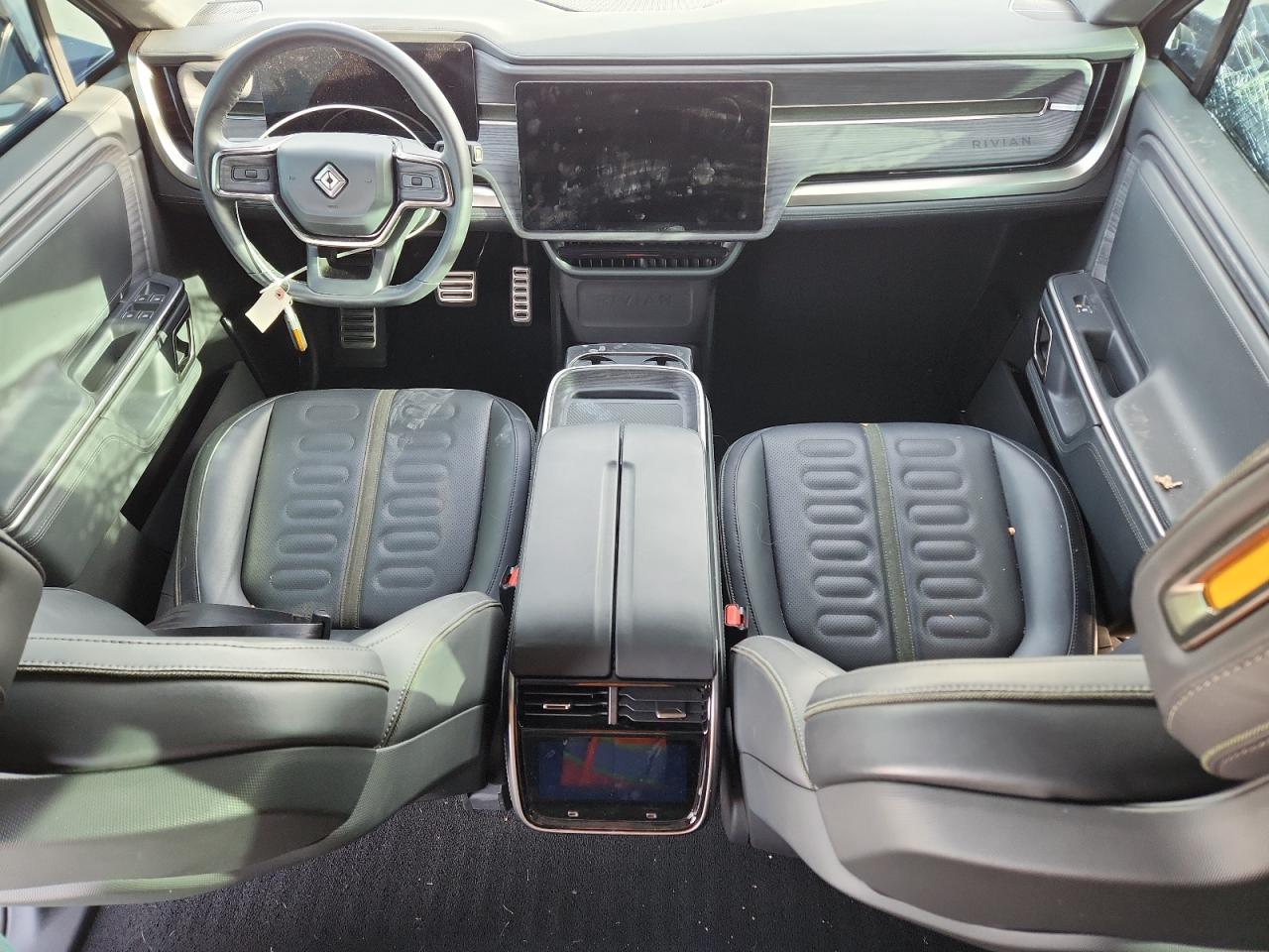 2024 Rivian R1S Adventure VIN: 7PDSGBBA0RN037077 Lot: 90658325