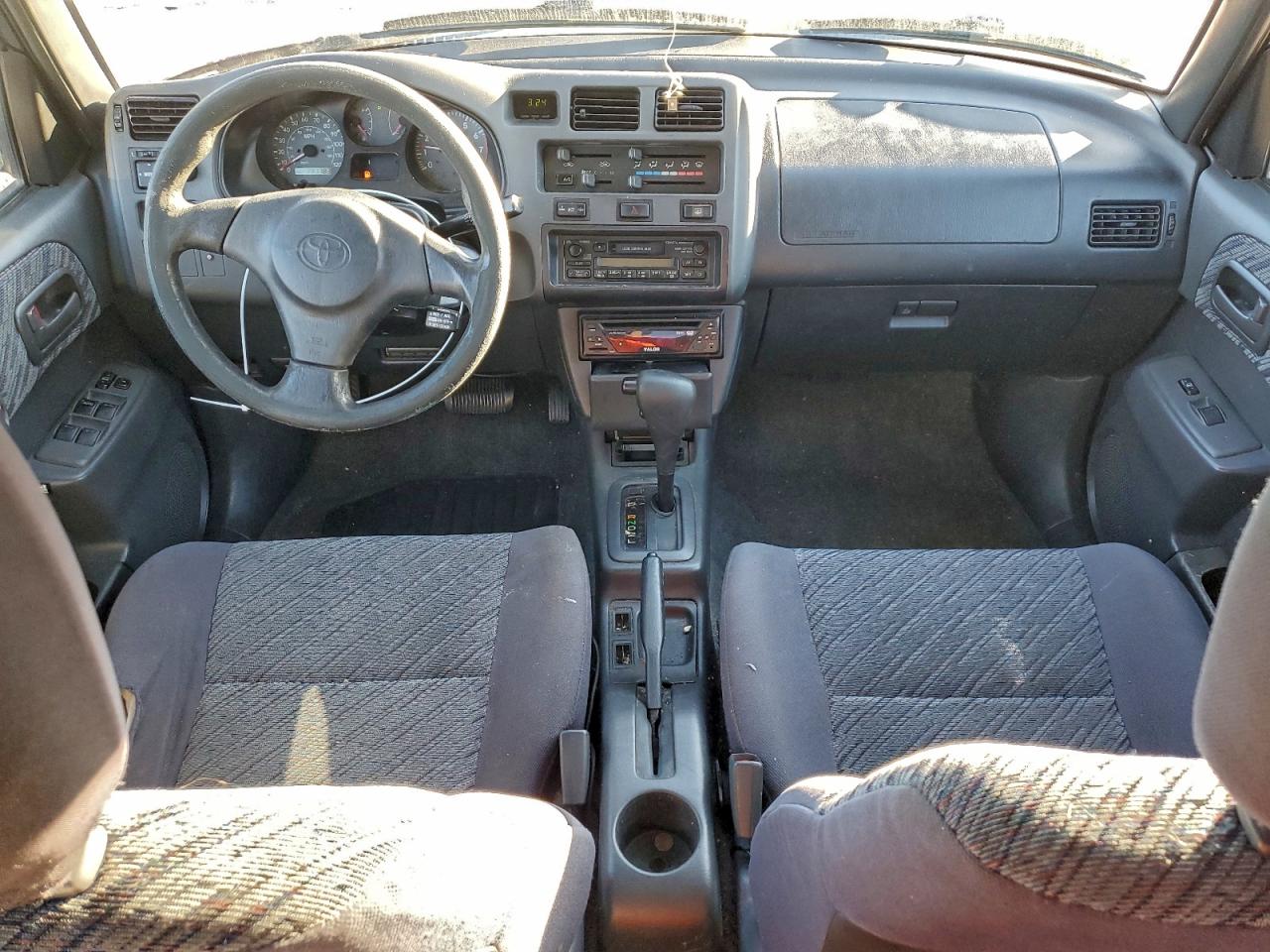 1998 Toyota Rav4 VIN: JT3GP10V5W7041269 Lot: 93972825