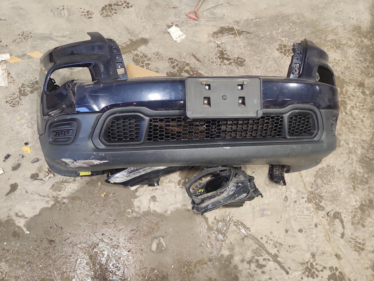 2015 Jeep Cherokee Sport VIN: 1C4PJMAB8FW755034 Lot: 93498215