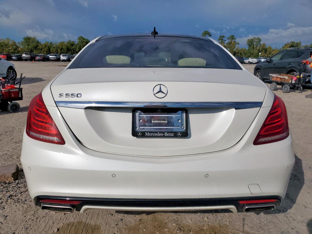 Фото: WDDUG8CB5FA141793