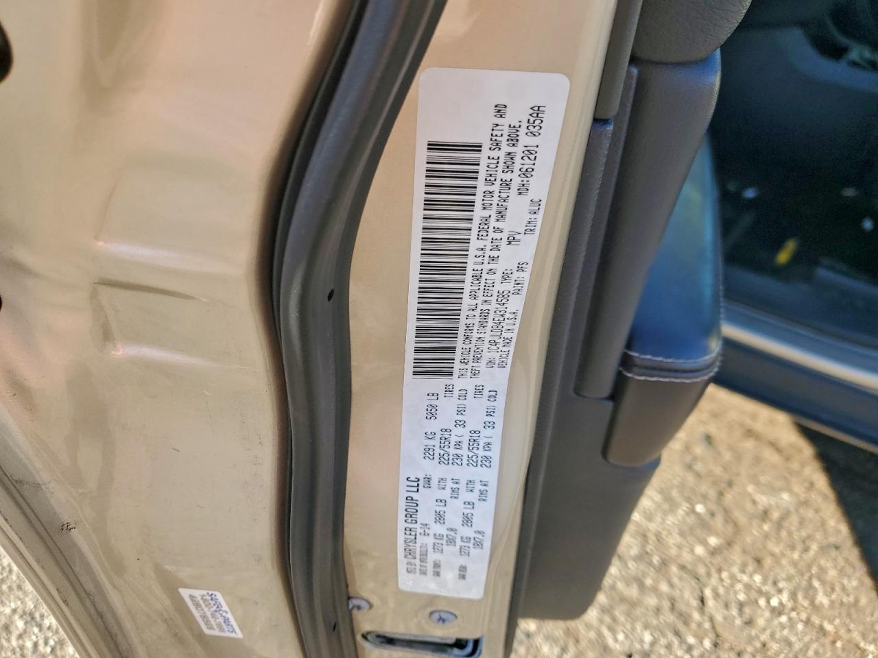 2014 Jeep Cherokee Limited VIN: 1C4PJLDB4EW314585 Lot: 94769495