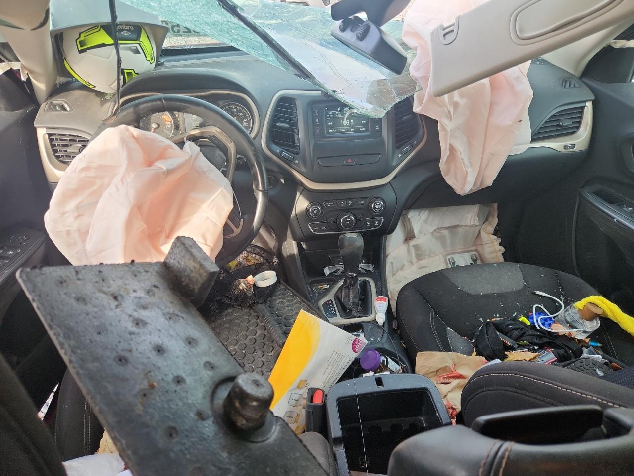 2016 Jeep Cherokee Sport VIN: 1C4PJLAS0GW376394 Lot: 93258605