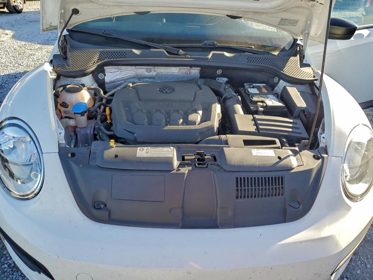 2018 Volkswagen Beetle S VIN: 3VWFD7AT8JM707259 Lot: 94467845