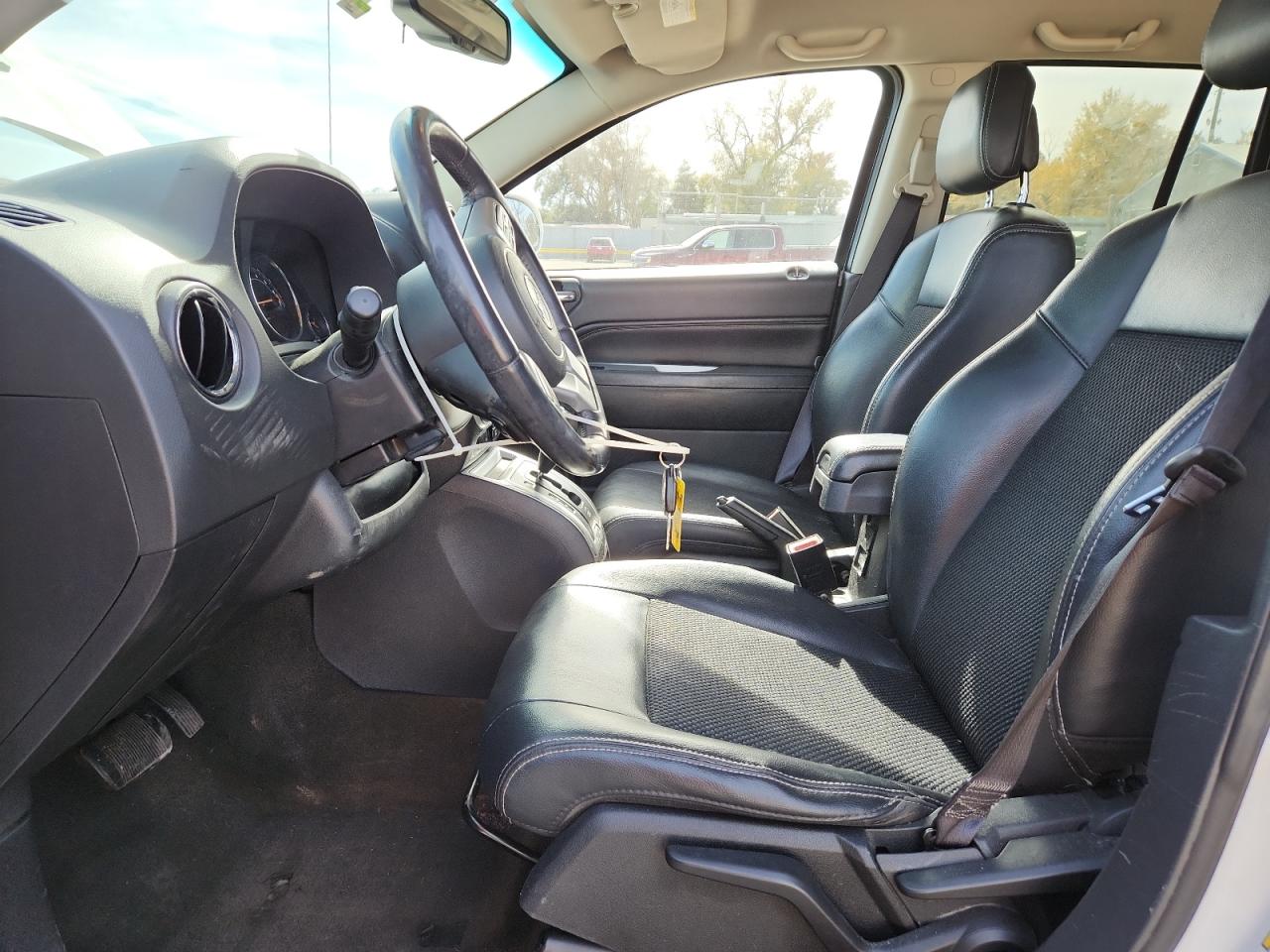 2016 Jeep Compass Latitude VIN: 1C4NJCEA1GD734798 Lot: 91598355