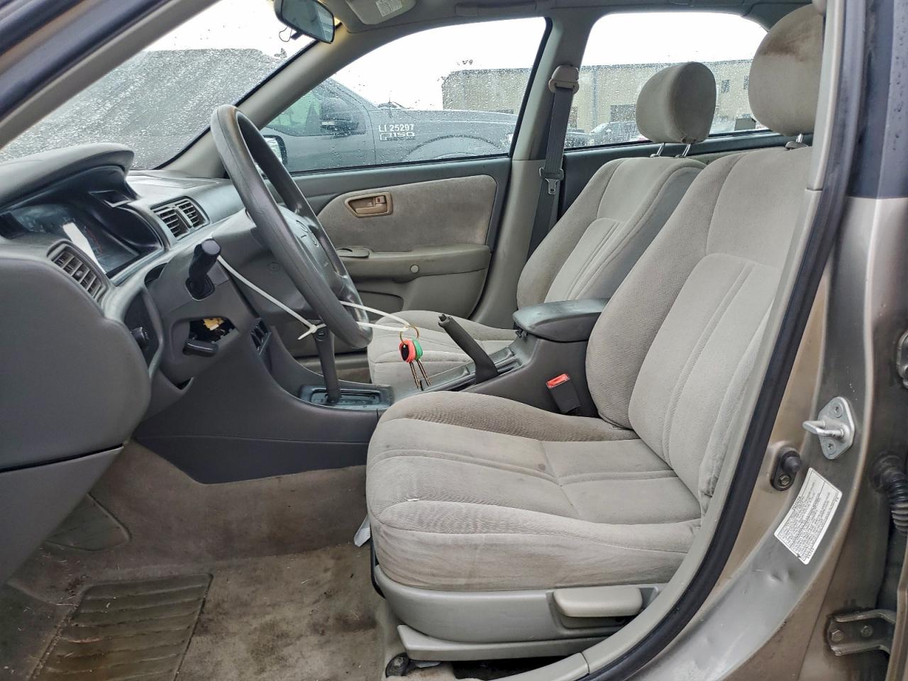 1999 Toyota Camry Ce VIN: 4T1BG22K7XU570932 Lot: 94229005