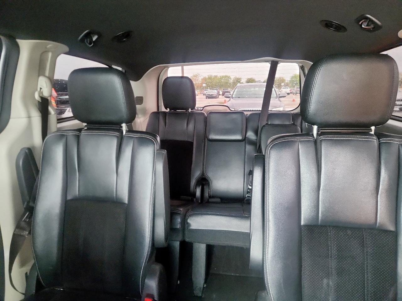 2018 Dodge Grand Caravan Sxt VIN: 2C4RDGCG7JR325989 Lot: 93733985