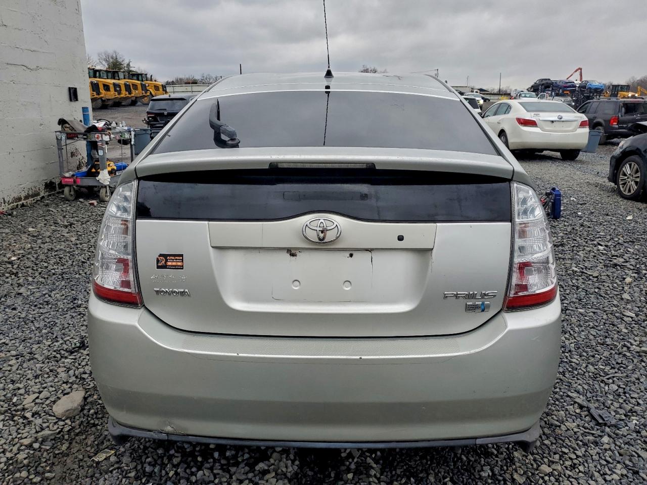 2004 Toyota Prius VIN: JTDKB20U640109098 Lot: 94143265