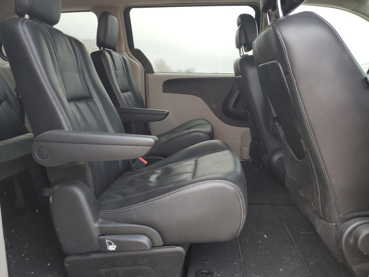 2013 Chrysler Town & Country Touring VIN: 2C4RC1BG9DR775374 Lot: 93229245