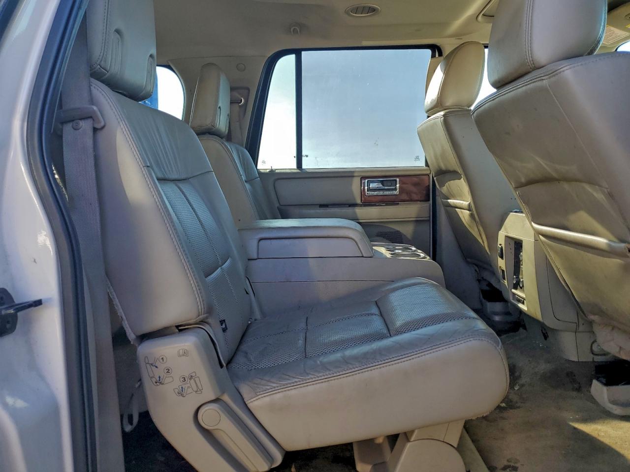 2013 Lincoln Navigator L VIN: 5LMJJ3H51DEL08606 Lot: 93681495