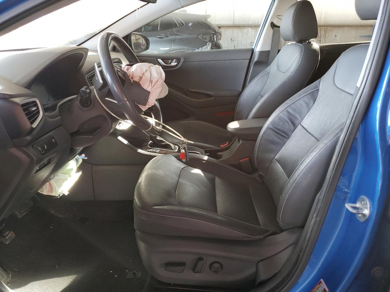 2018 Hyundai Ioniq Limited VIN: KMHC85LC9JU063693 Lot: 92243755