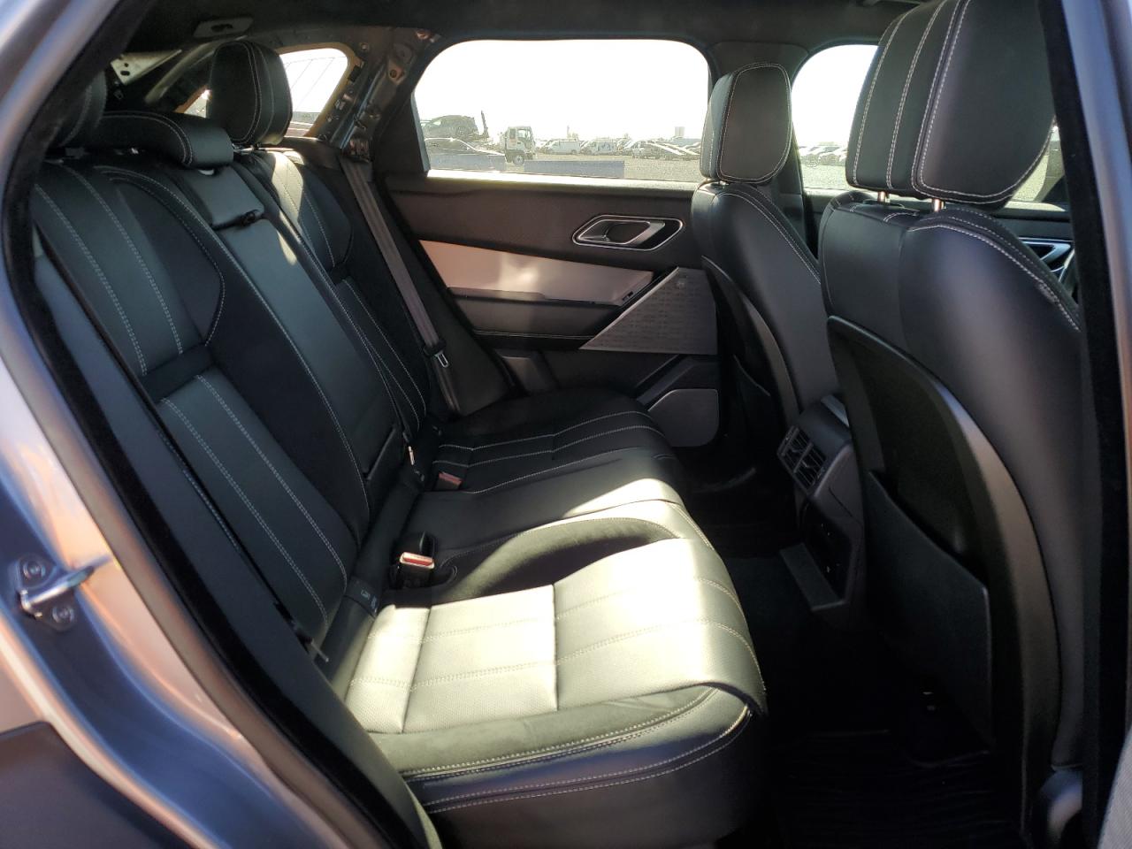 2020 Land Rover Range Rover Velar R-Dynamic S VIN: SALYK2EX5LA277524 Lot: 92746795