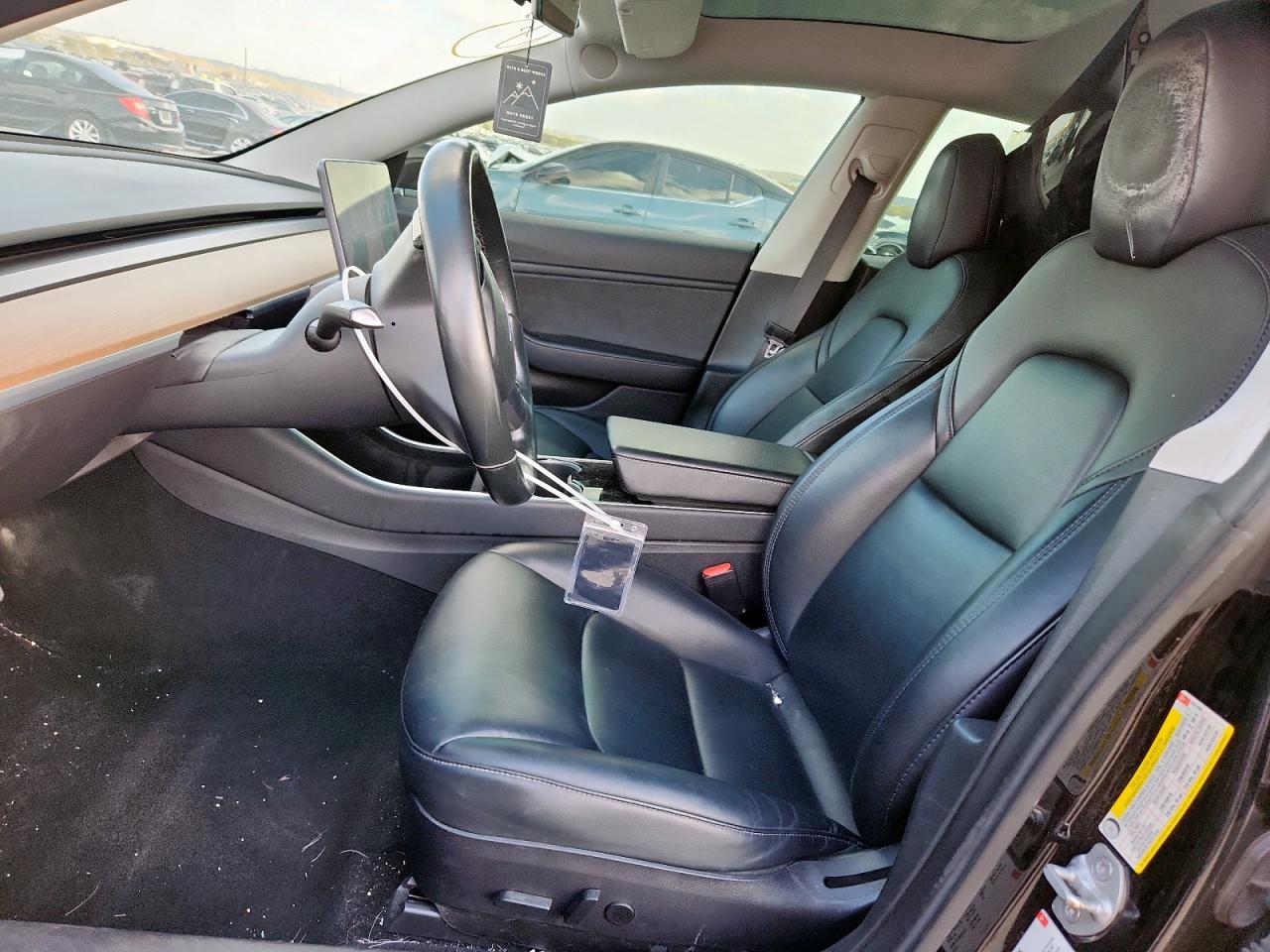 2018 Tesla Model 3 VIN: 5YJ3E1EA5JF031298 Lot: 93112085