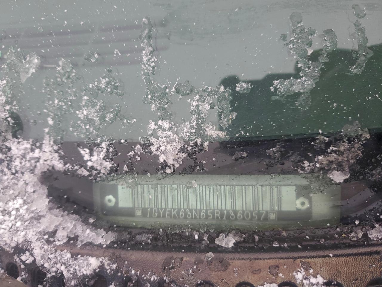 2005 Cadillac Escalade Luxury VIN: 1GYEK63N65R136057 Lot: 94129665