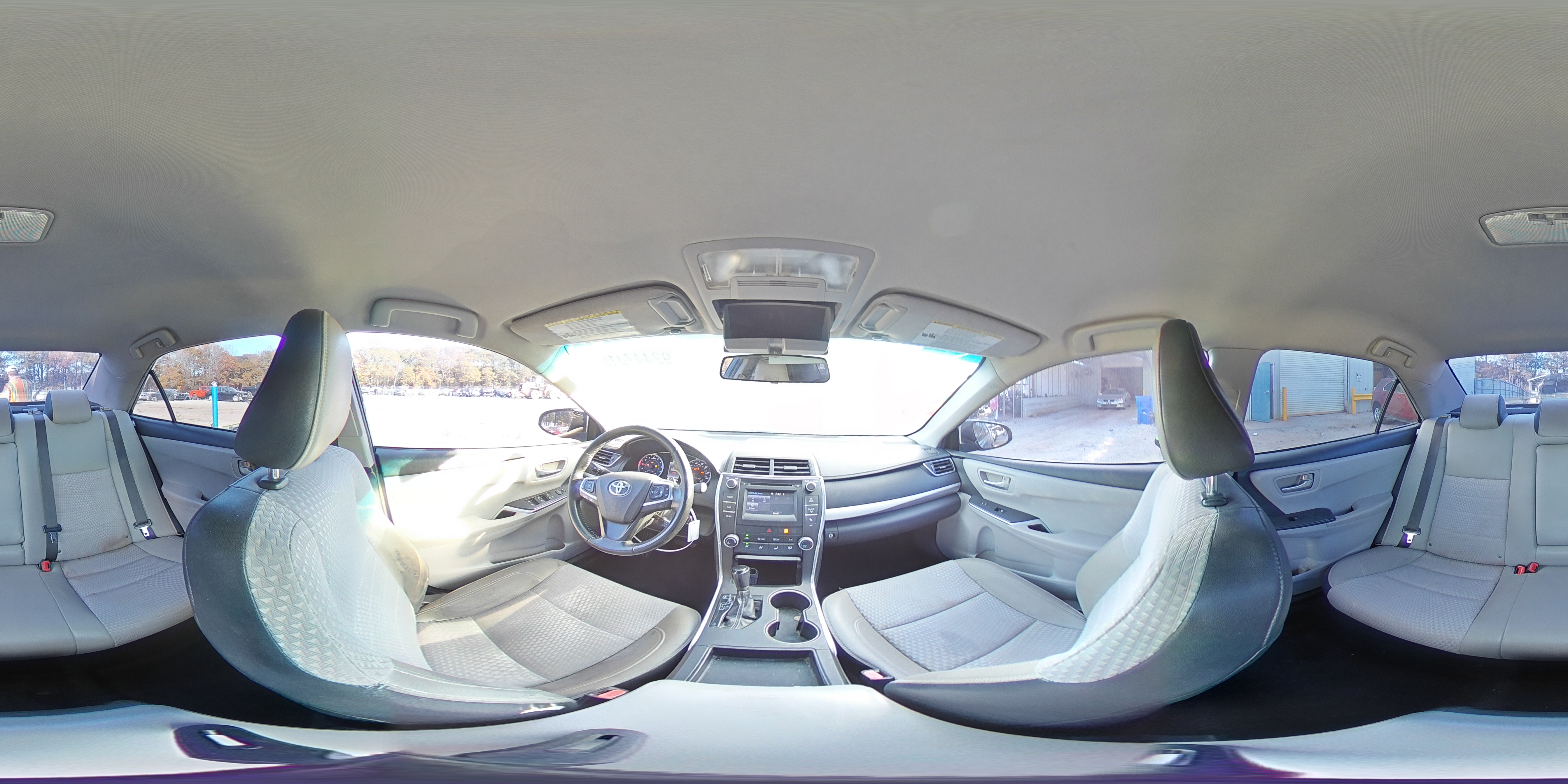 2015 Toyota Camry Le VIN: 4T1BF1FK4FU493992 Lot: 92447015