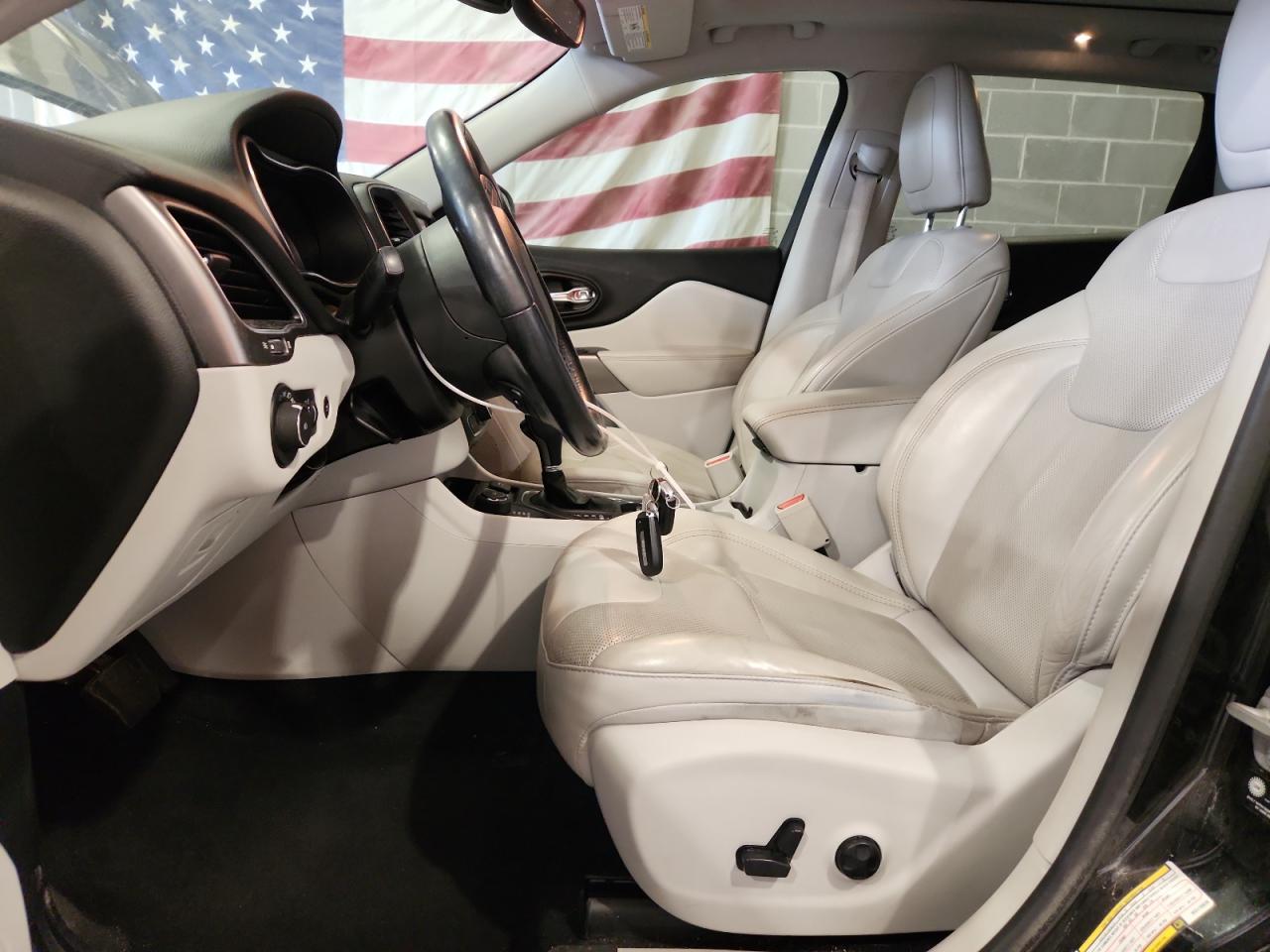 2021 Jeep Cherokee Latitude Lux VIN: 1C4PJMMX8MD110626 Lot: 92997695