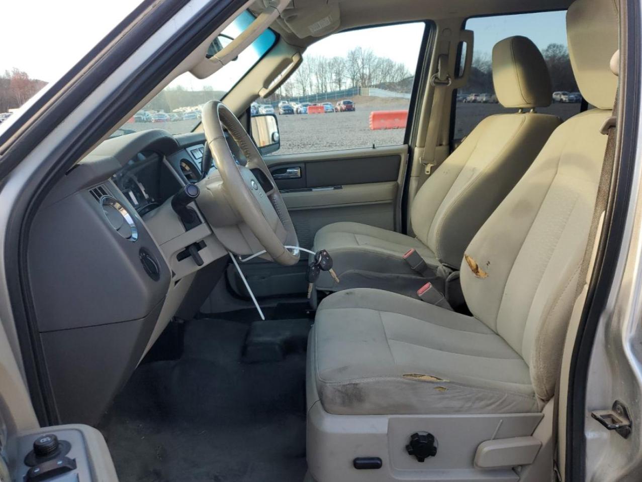 2011 Ford Expedition Xl VIN: 1FMJU1G58BEF53822 Lot: 93239335