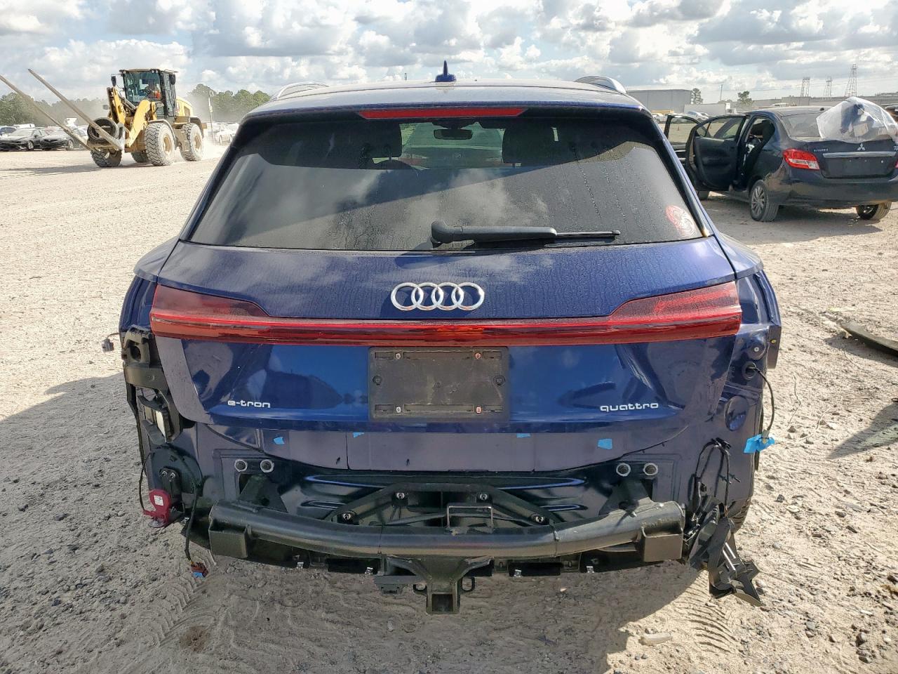 2022 Audi E-Tron Premium Plus VIN: WA1LAAGE9NB030380 Lot: 91059865