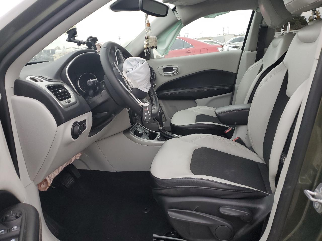 2018 Jeep Compass Latitude VIN: 3C4NJDBB2JT483259 Lot: 91227455